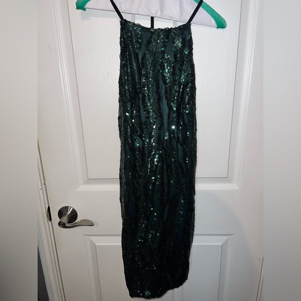 WYLDR dress. Black/green sequins. Wore it once and in love with this dress